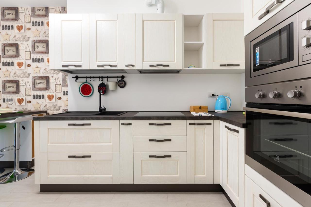 Fiera Flat With Garage Appartamento